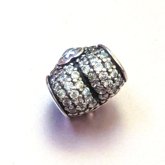 Pandora In My Heart Charm - Picture 7 of 11